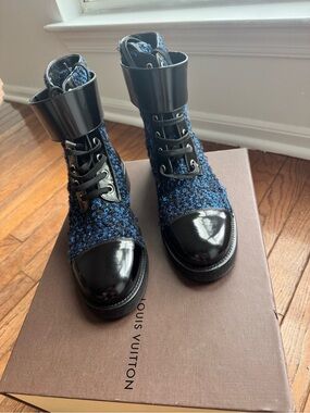 Louis Vuitton Black Tweed signature  Twist clasp ranger combat boots